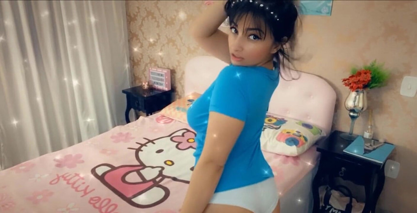 Emanuelly Raquel: Sexy latina fickt mit einem typen, der im mund kommt