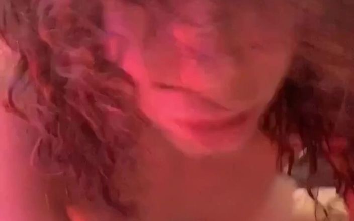 Tia Tizzianni Productions: Tfw estoy desesperado por polla