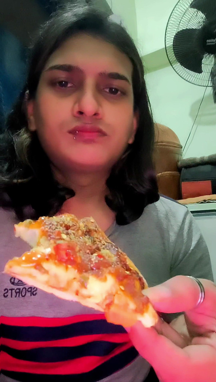 Zoyasazadai: Zoya Shezadi 축제 시즌 에 Gonna 샤워 분위기 신선한