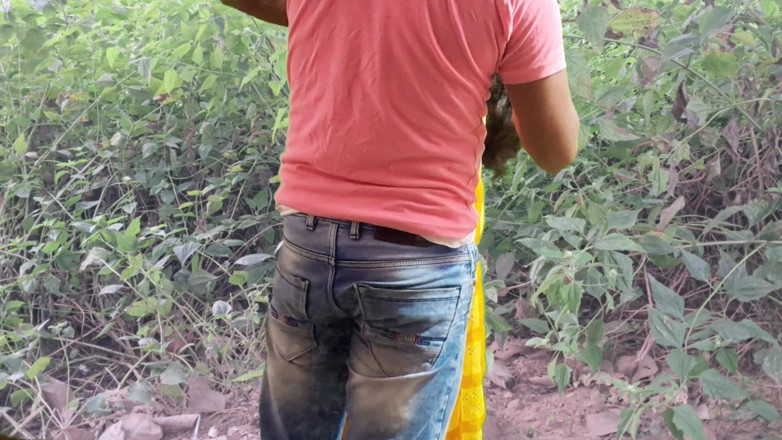 Trilokinath: Bhabhi Datang Di Hutan