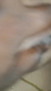Dì đáng yêu lãng mạn thích xoa bóp núm vú to sưng húp