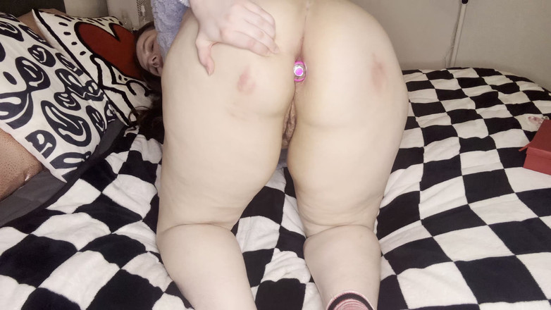 spankme2001: 试用我的新振动屁股塞（外加屁股到嘴）