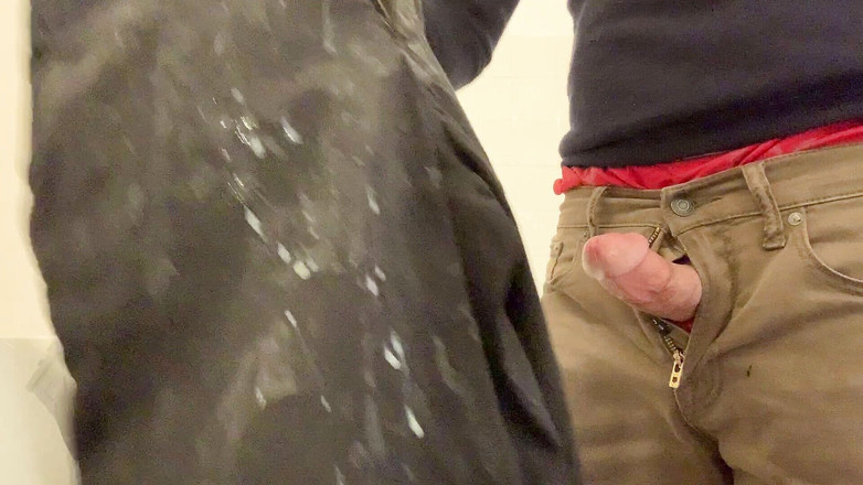 TJenner: Intensywne szarpanie i zwisające wideo