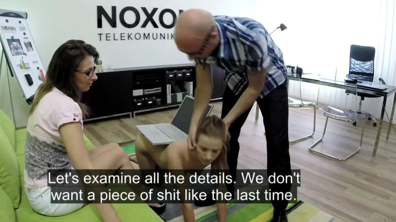 Chica Suicida DVD: Caldo ufficio donna donna uomo trio il capo è un ragazzo...