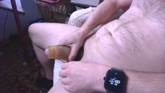 Pivasek: Хвост с игрушкой