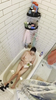 Mandi selepas kecergasan – awek solo penuh