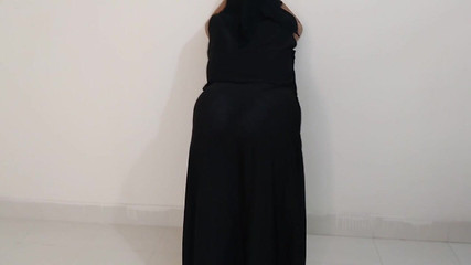 Aria Mia: 남편이 집에 없는 동안 발정난 모로코 모니카, 낯선 이에게 따먹히다