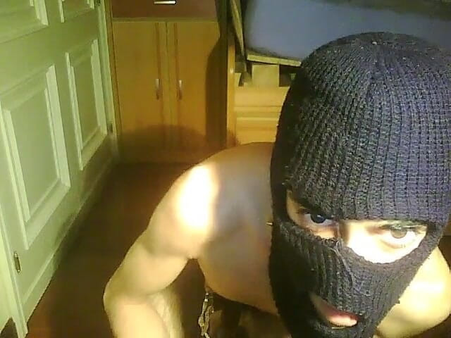 Slave Sparrow: Sesi BDSM kamera web