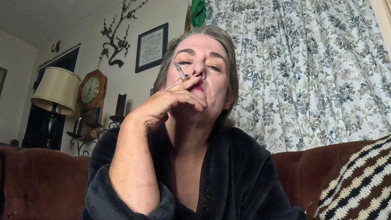 Homesteadmama: Sfw Smoking Compilation