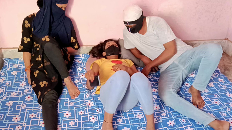 HousewifeGeeta: Virgin Fucked with Married Stepsister in Threesome