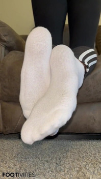 Silent Sock Tease - Ivys Feet - Footivities