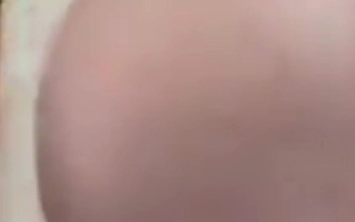 Dick sucker: Joven ébano ugandan mostrando su rosa
