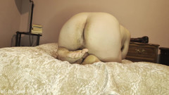 Mr Dimples: Předvádím můj zadek po ranních domácích pracích na farmě!