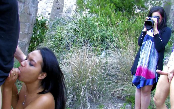 Radical Asian: Delhili Hintli kızla 4k anal grup çifte penetrasyon