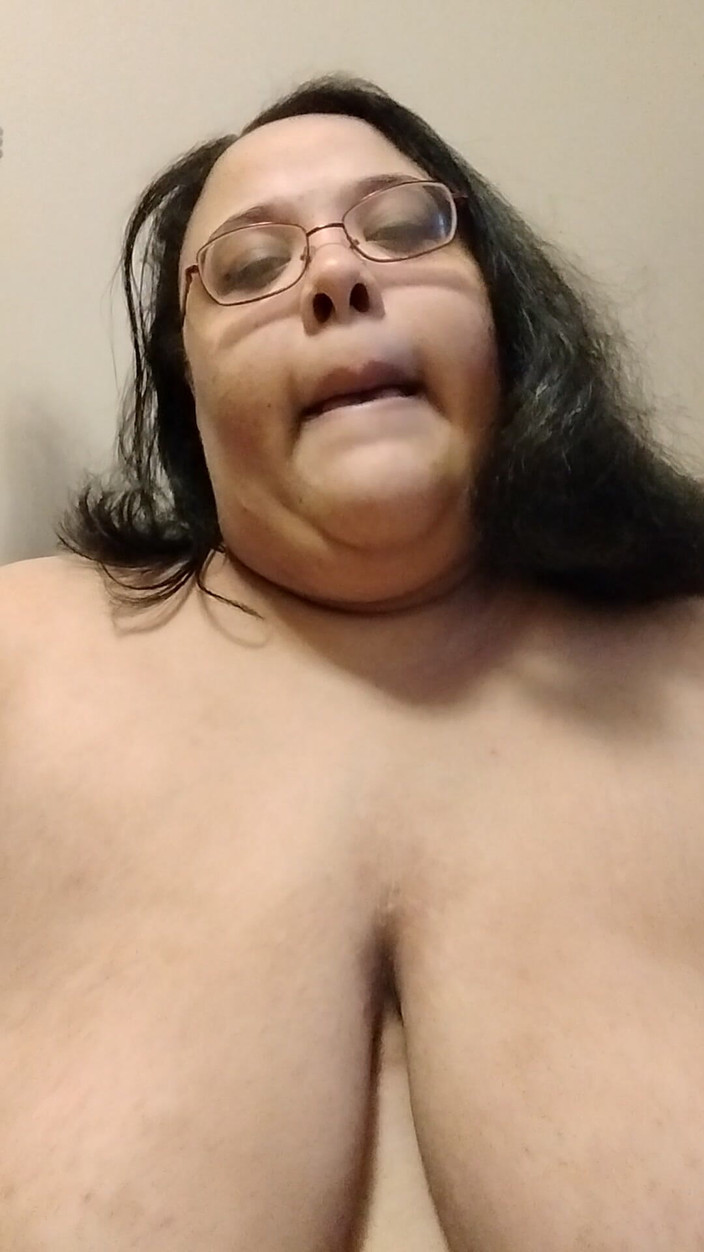 Jessica pigslut: Tlustá děvka prosí o tvého ptáka!