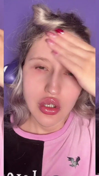 Pumpuje bimbo transformace kolíku pro klip posedlost rty od Findom Goaldigger