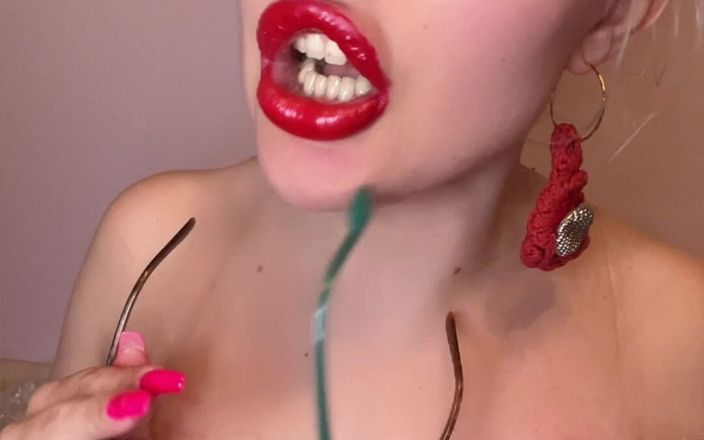 FinDom Goaldigger: Verhaal van mijn grote bril