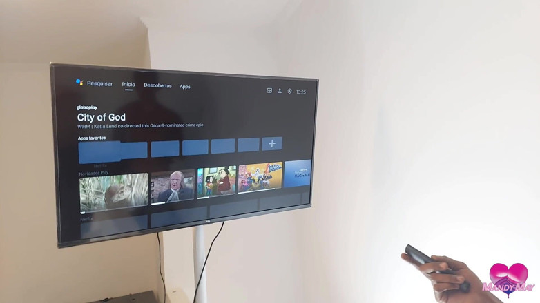 Mandy May Xtuber: Anální sex a stříkání, aby získala novou televizi