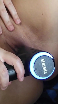 Sex Machine Fucking Wet Pussy