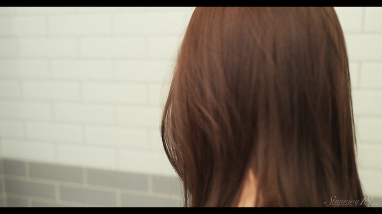 Stunning18: Chuveiro quente