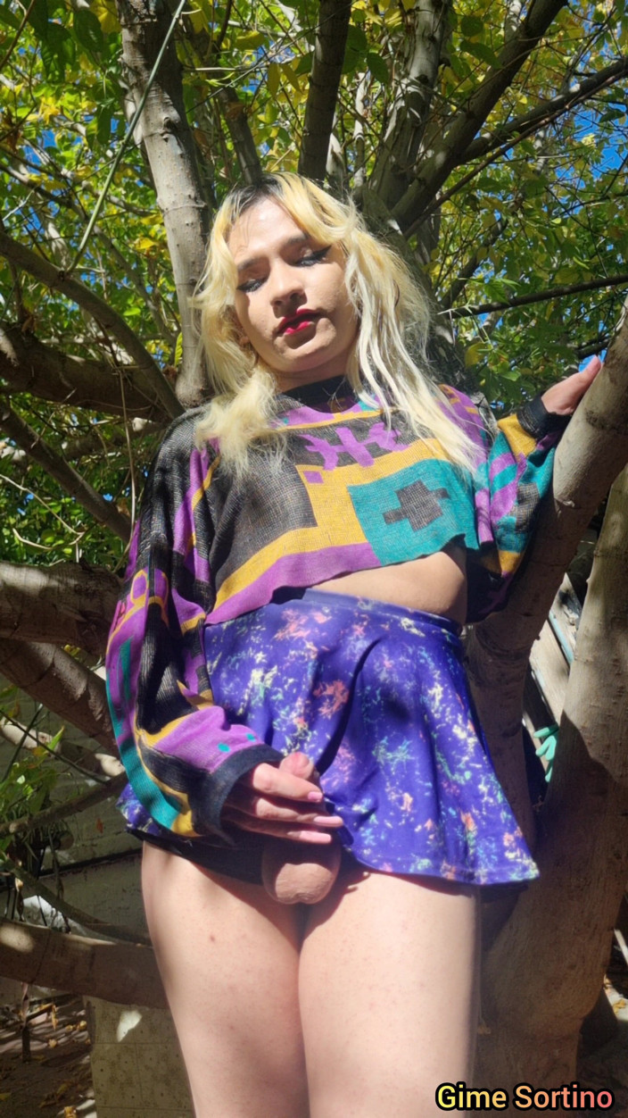 Sol Sortino: TS Cumshot in the Garden