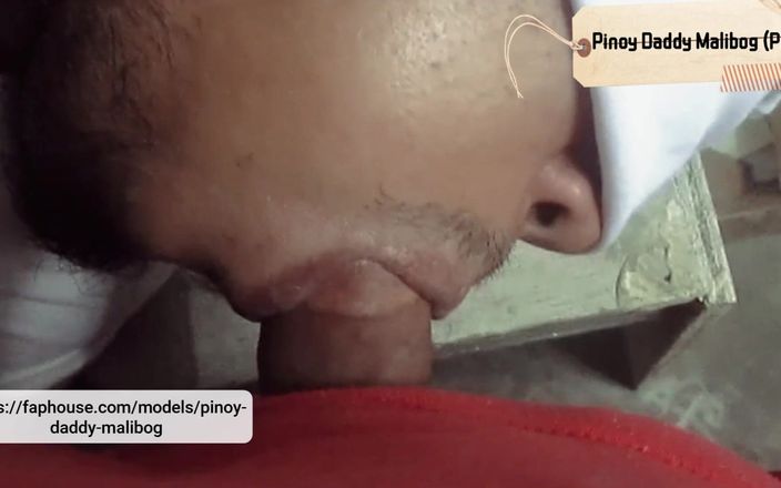 pinoy malibog: Він попросив мене погладити його - я дала йому більше