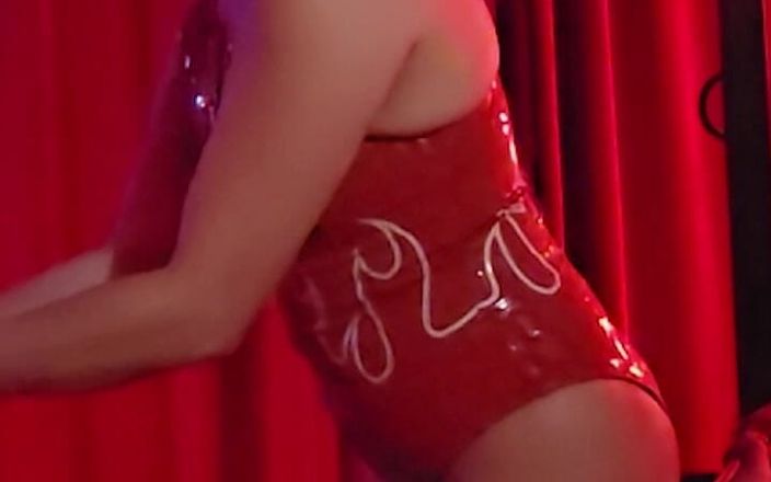 DominaFireOfficial: Brzmiąca sesja Dominafire