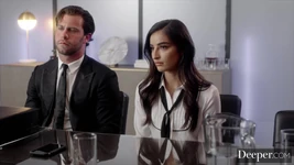 更深。Starlet emily的男友后悔