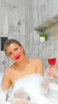 Blnde Sexy Show în camera de bat