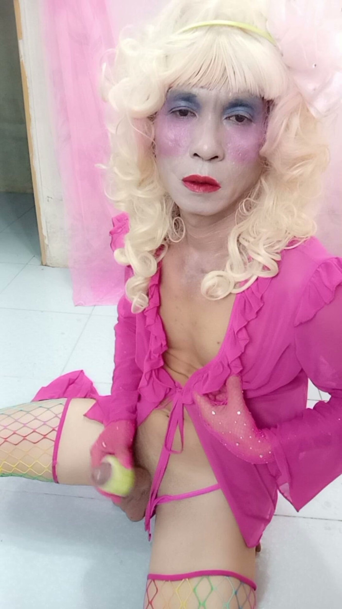 nguyen dang thien tri: Oanh Le Transgender in sexy kleren, pornografie, zacht pik aftrekken...