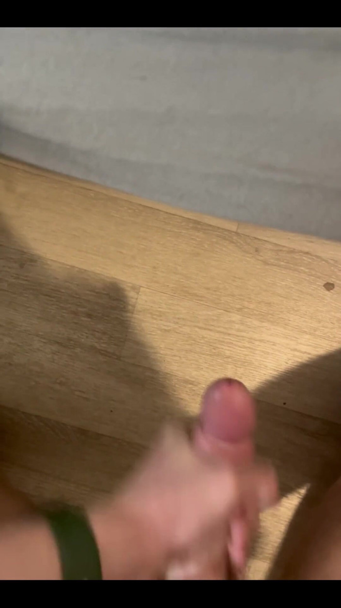 Johnny69227: Il Giovane Gay Si Masturba. Masturbazione Hardcore