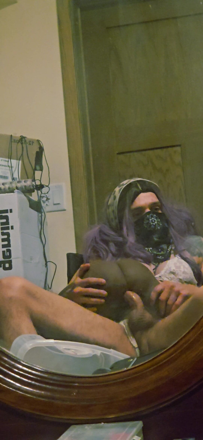 Natalie Slax: Curvă efeminată cu părul violet în Dantelă - Tgirl Creampie și Joc cu...