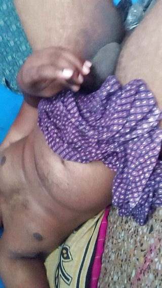 Indoor ally: Nadržená dívka s velkými prsy jeho můj čůrák