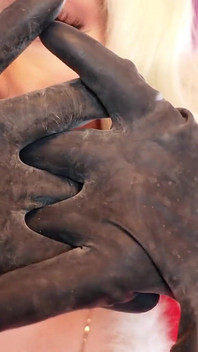 АСМР Видео: Резиновые перчатки.. Слушай удивительные звуки и расслабься! Рождественское настроение! Arya Grander - бесплатное видео SFW