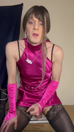 Jess Rides Dildo