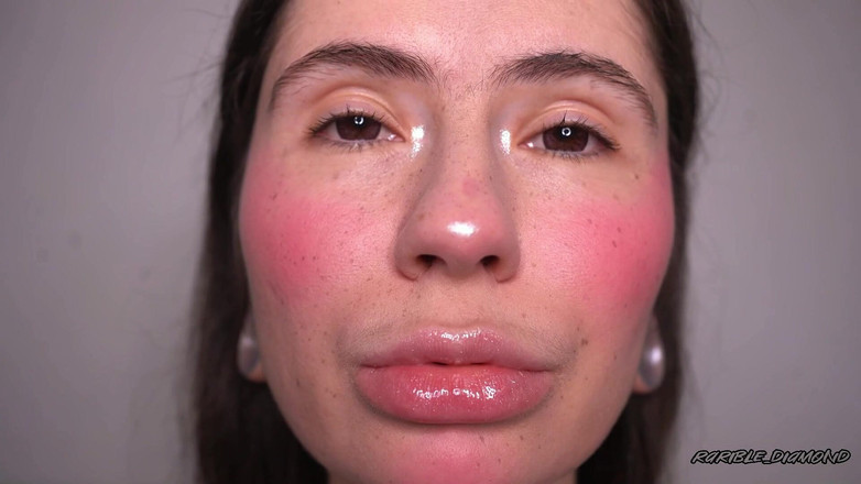 Rarible Diamond: Asmr è una brava ragazza