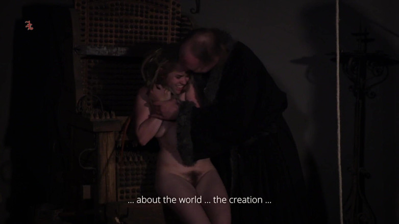 Inquisition and prison world: Hexenfest Two Maids Naked in Court to Be Punished