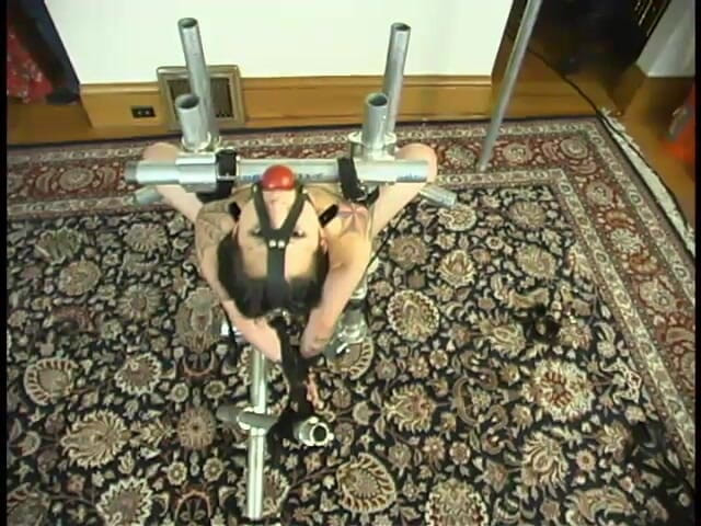 Hogtied by Kink: Ásia Prazer