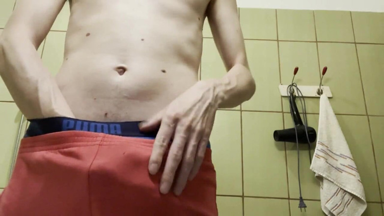 qaz11: ręczna robota przed kamerą - 486