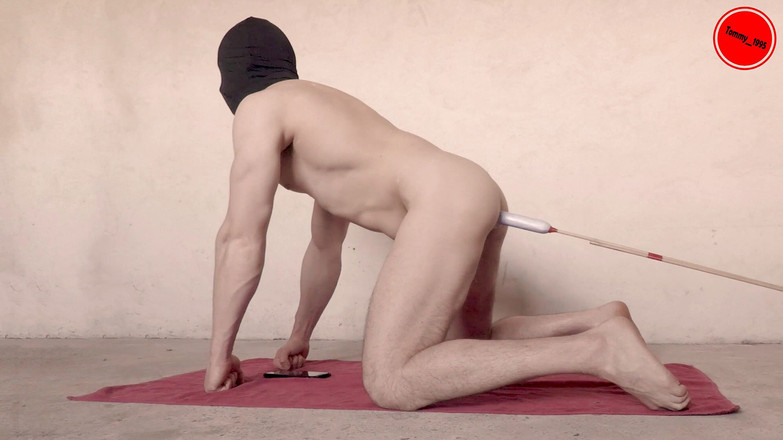 Tommy_1995: Scopata macchina munge la prostata mentre sta gemendo - ragazzo etero