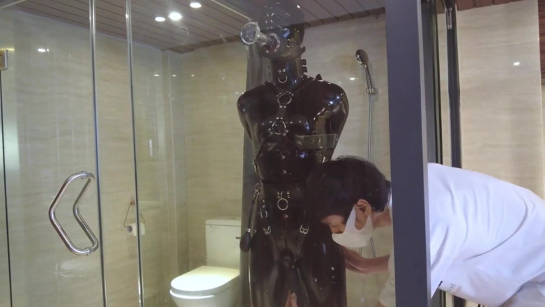 Aisan girl bondage: Mz20 - the Girl in Latex Clothing Locked in a Glass...