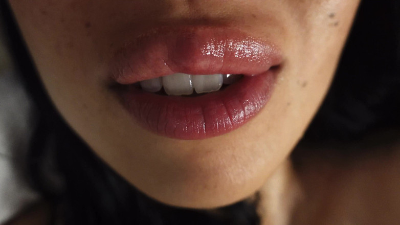Asmr_mouth: Люблю лизати тебе в позі лежачи