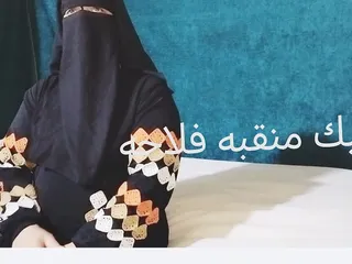 ニックは彼女の恋人から農民を覆い隠した