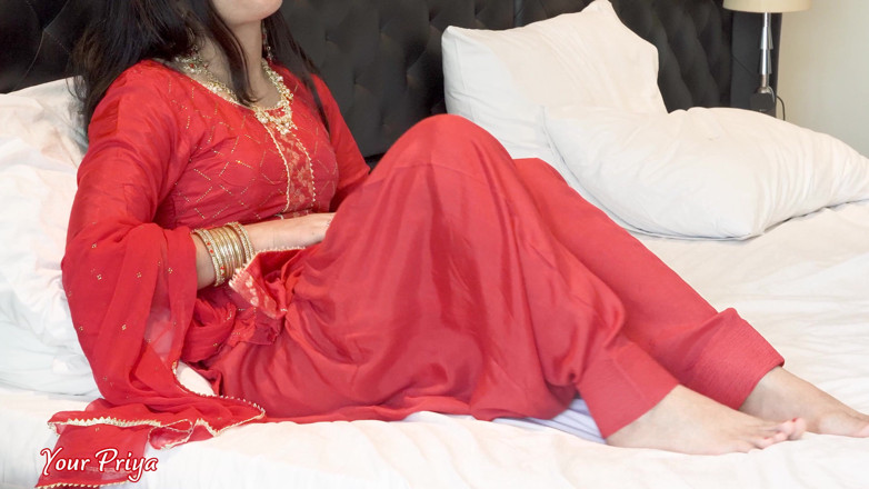 Your Priya: Sexe torride romantique avant ses fiançailles