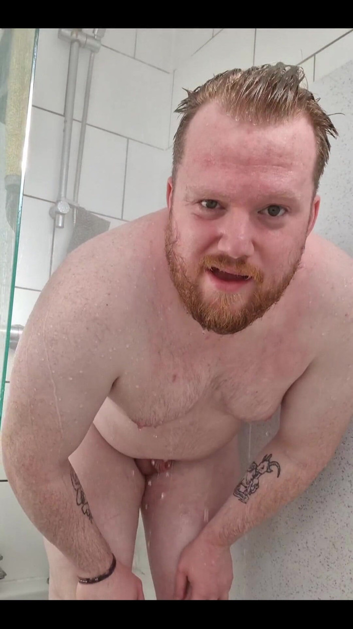 Touchstone: Flex striptýz a zábava ve sprše