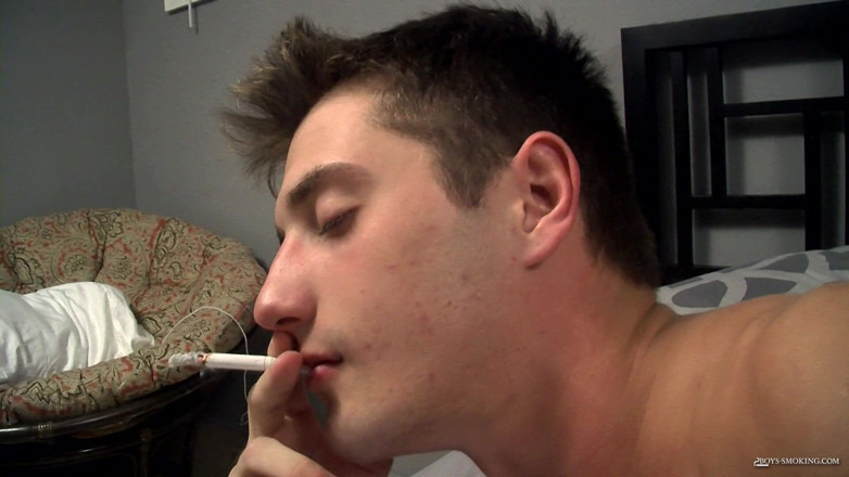Boys Smoking: ostin rid aur jedi phiniks