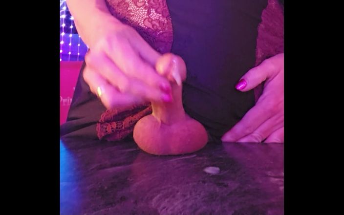 TSLillySophie: Ts lilly sophie ngocok kontol sampai muncrat tengah malam
