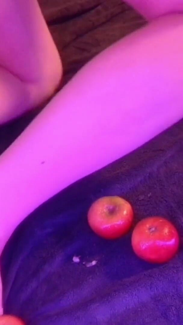 Lina Free: Zadek naplněný jablky