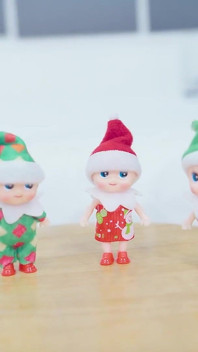 Lacey & Rara La vendetta degli elfi: una storia di schiavitù di Natale