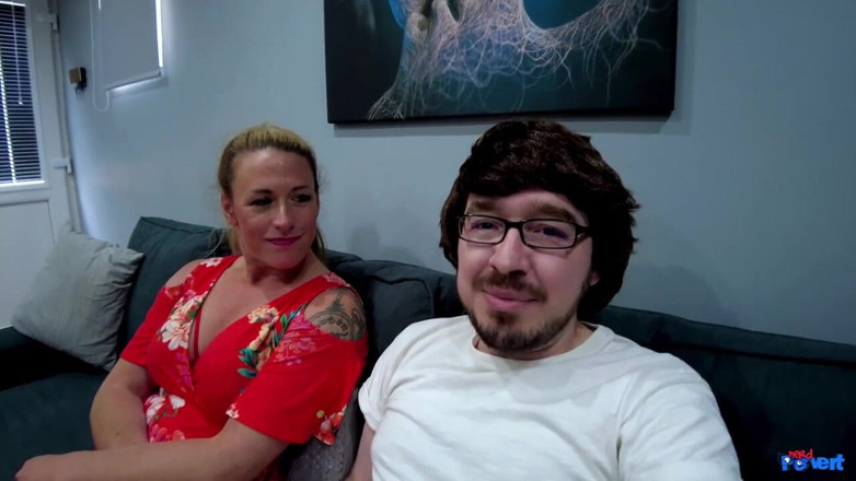 Nerd Pervert: Tilly Jackson - Isikan Bollock menghampiri